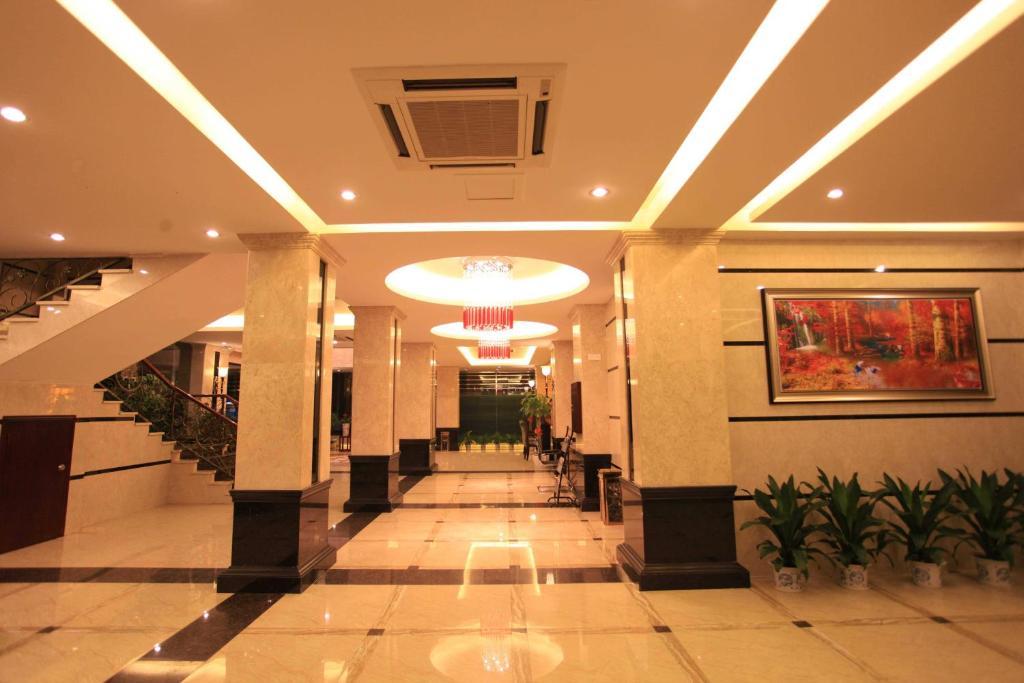 Perfect Season Hotel Ґуйлінь Екстер'єр фото
